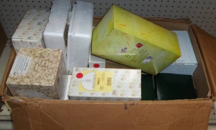 lot 69 image: Assorted Collectibles