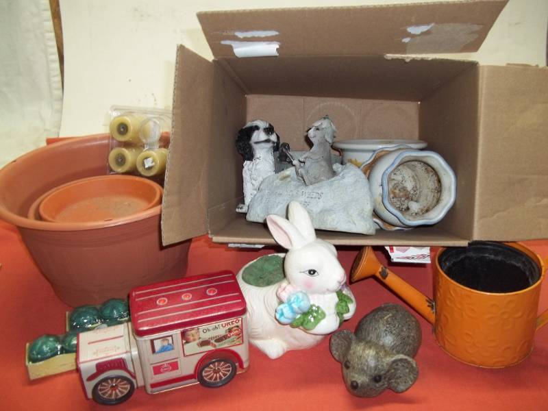 lot 70 image: Assorted Knickknacks and Planters