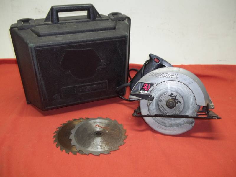 lot 45 image: Circular Saw