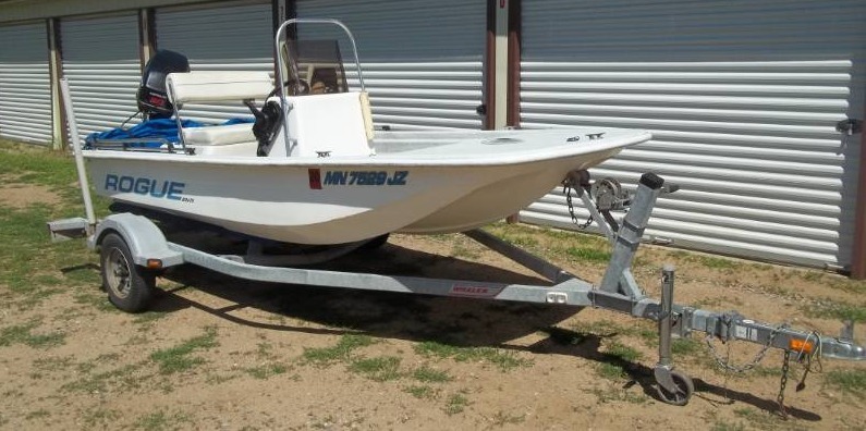 lot 3 image: Rogue Boat, Trailer and Motor