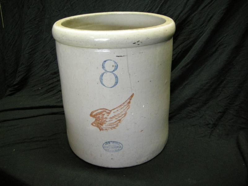 lot 8 image: 8 Gallon Union Stoneware - Red Wing Crock