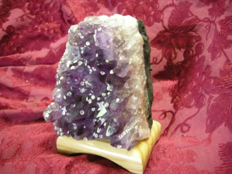 lot 60 image: Amethyst Cluster Presentation Piece - Display