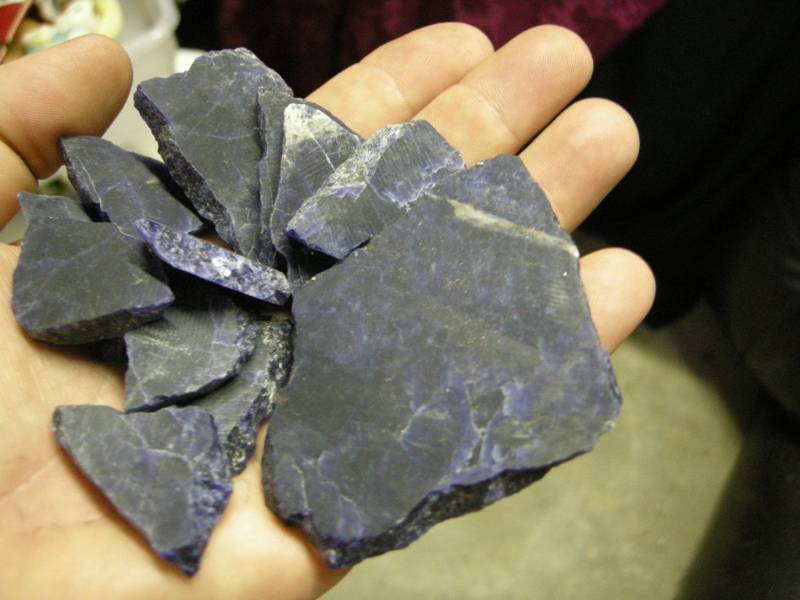 lot 66 image: Group Blue Mineral Stones