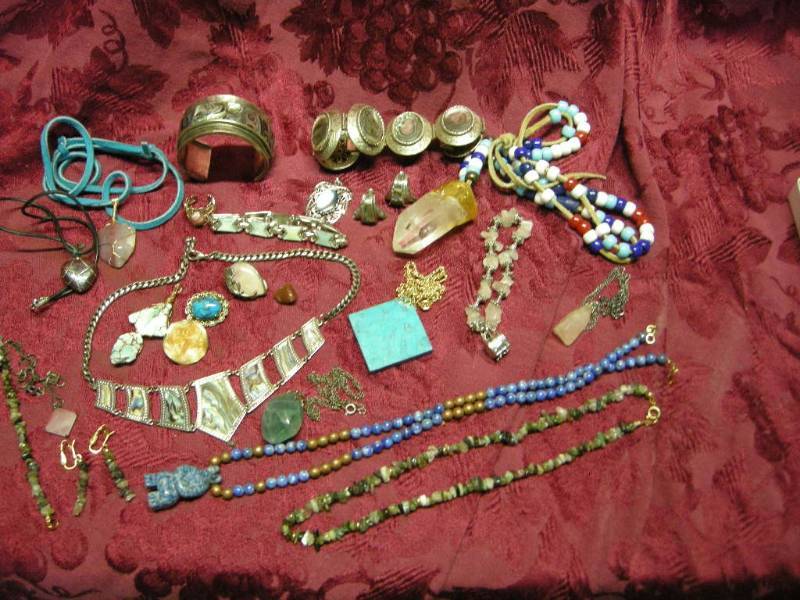 lot 69 image: Group Mineral Stone Inspired Jewelry