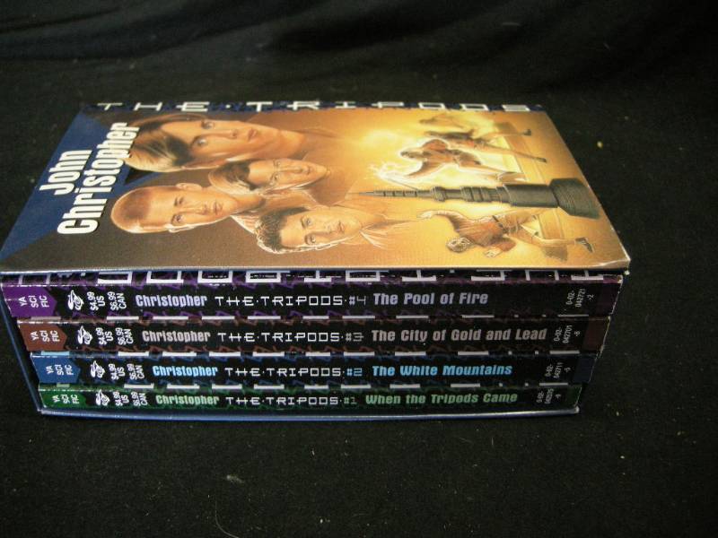lot 99 image: Sci-Fi The Tripods Book Set