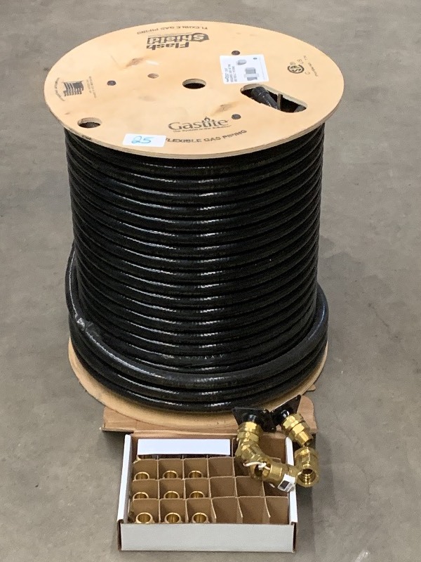 lot 25 image: Spool Of 34 Gas Line With Fittings