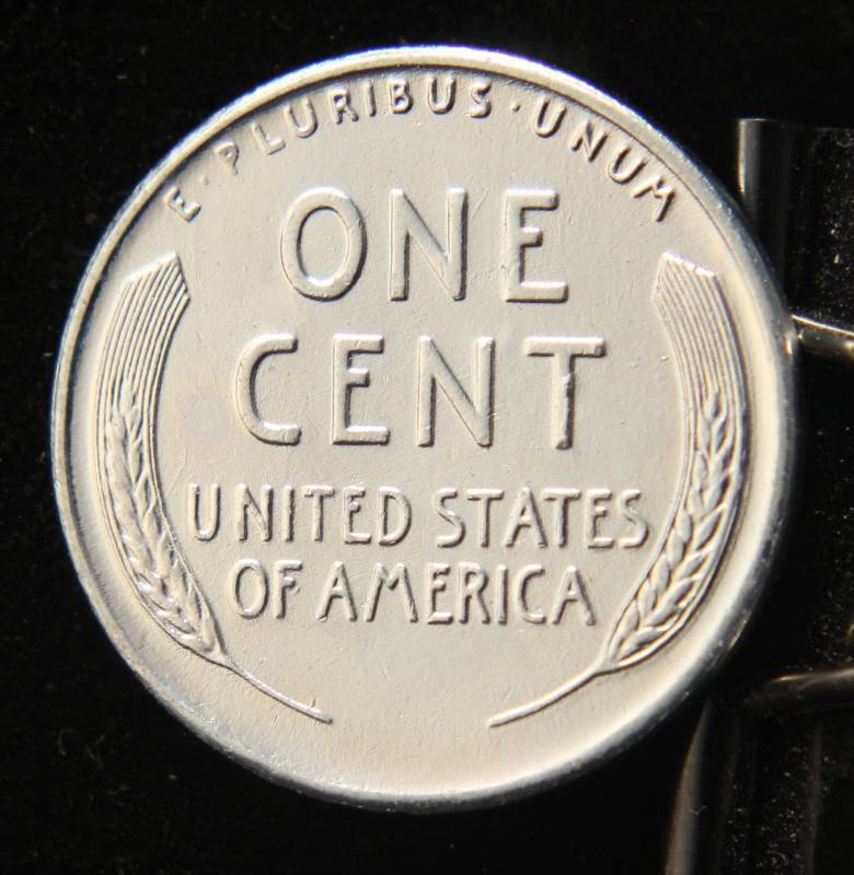 lot 22 image: 1943 US WWII WARTIME STEEL CENT BU-UNC