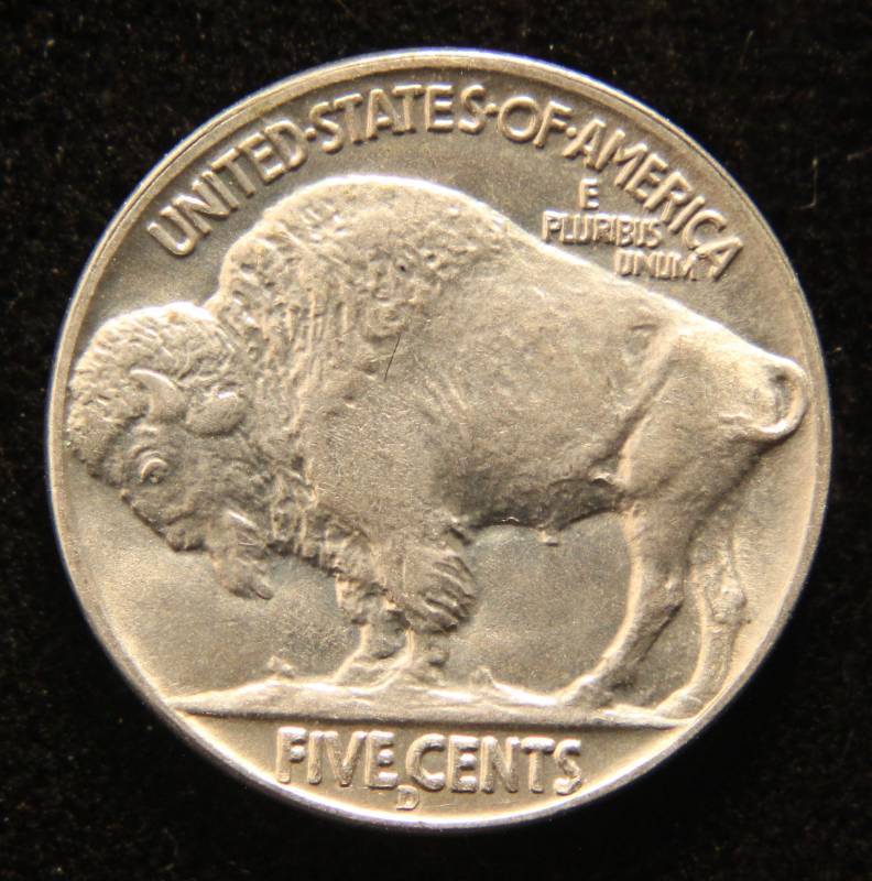 lot 33 image: 1937-D US BUFFALO NICKEL BU-UNC