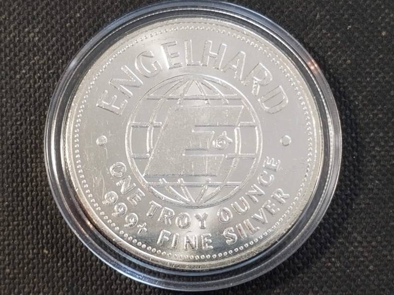 lot 07 image: 1 TROY OZ. .999 FINE SILVER 1982 ENGELHARD AMERICAN PROSPECTOR IN AIRTITE