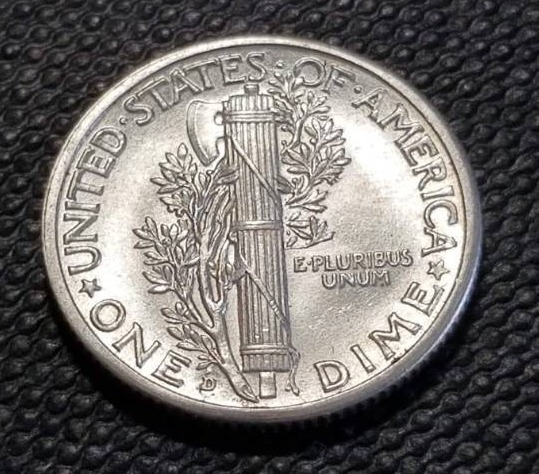 lot 20-A image: 1943-D MERCURY DIME BU FSB full split bands
