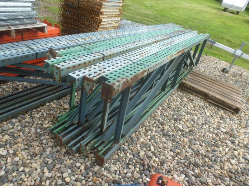 lot 8 image: Pallet Racking Tear Drop Style