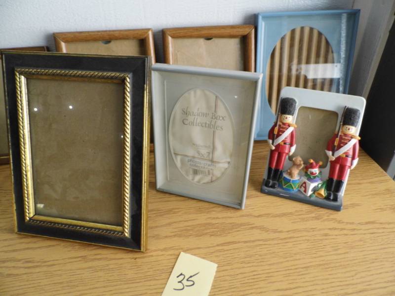 Frames - Mats