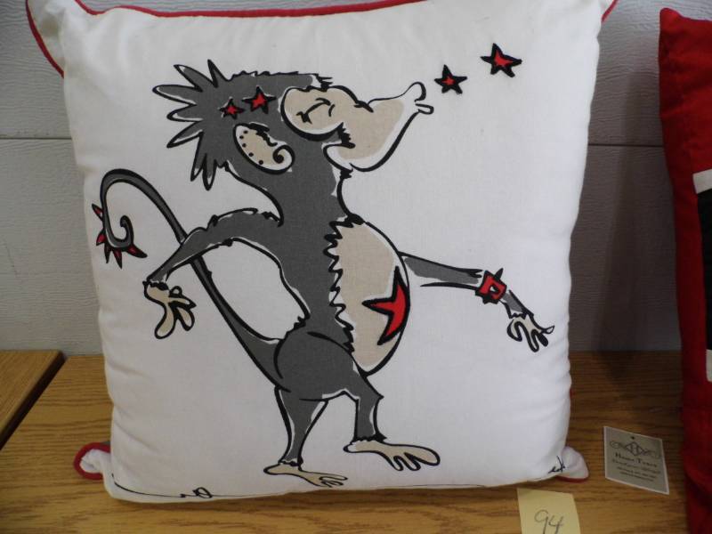 Lot of 2 New Pillows