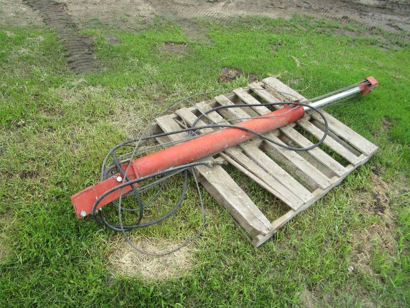 lot 78 image: Hydraulic Cylinder