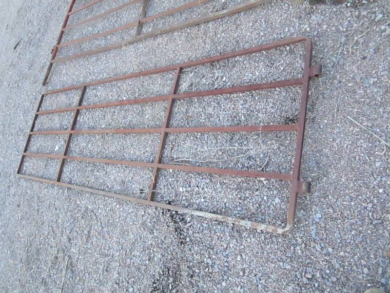 lot 82 image: (2) Gates (1) 10 X 5 & (1) 10 X 3 12