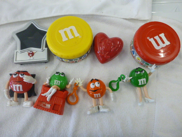 lot 16 image: Variety of M&Ms Items