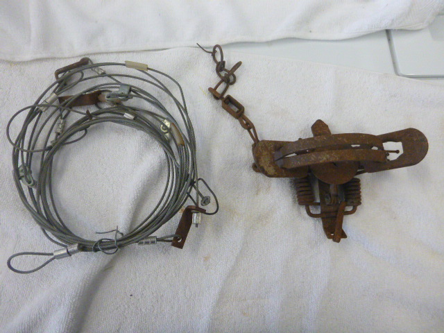 lot 22 image: Hunting Traps and Snares