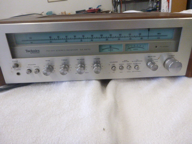 lot 45 image: Technics FMAM Stereo Receiver