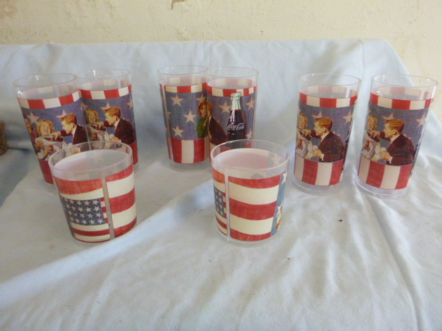 lot 70 image: 8 Coca-Cola Drinking Glasses