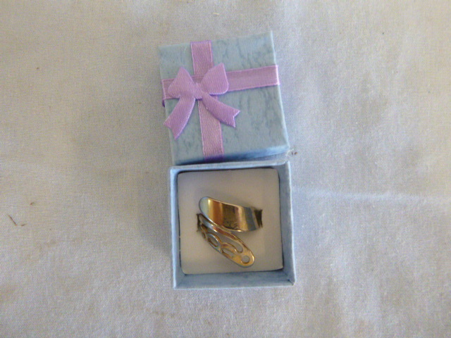 lot 149 image: Silver Ring