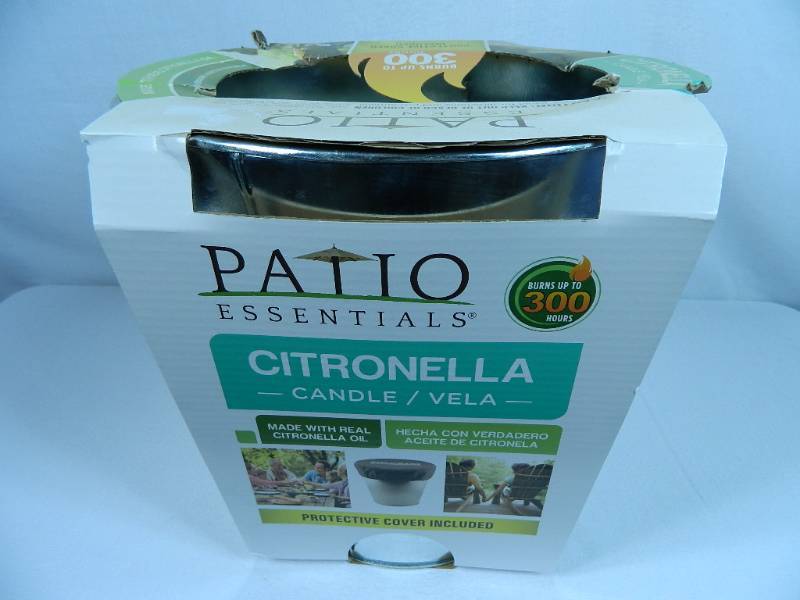 lot 15 image: New HUGE Citronella Candle