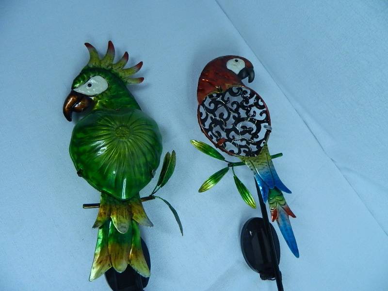 lot 26 image: 2 New Solar Yard Art Birds