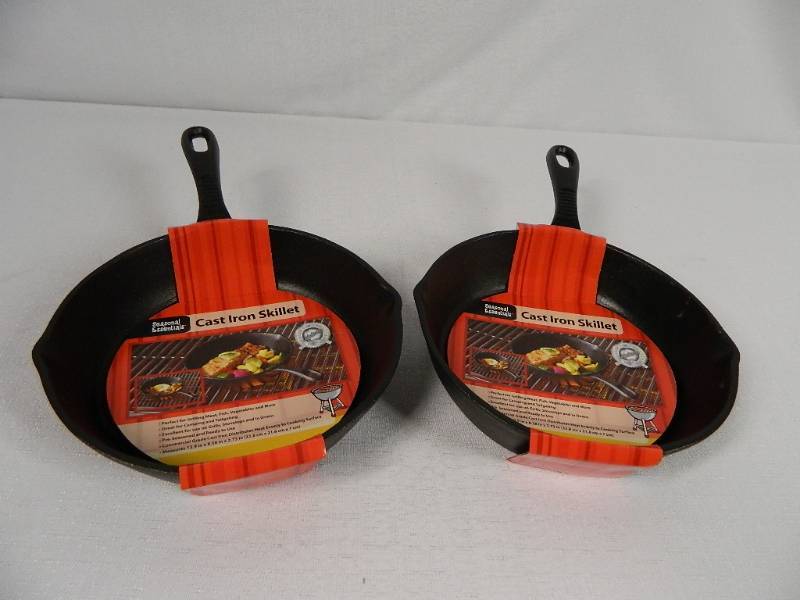 lot 51 image: 2 New Cast Iron Skillets