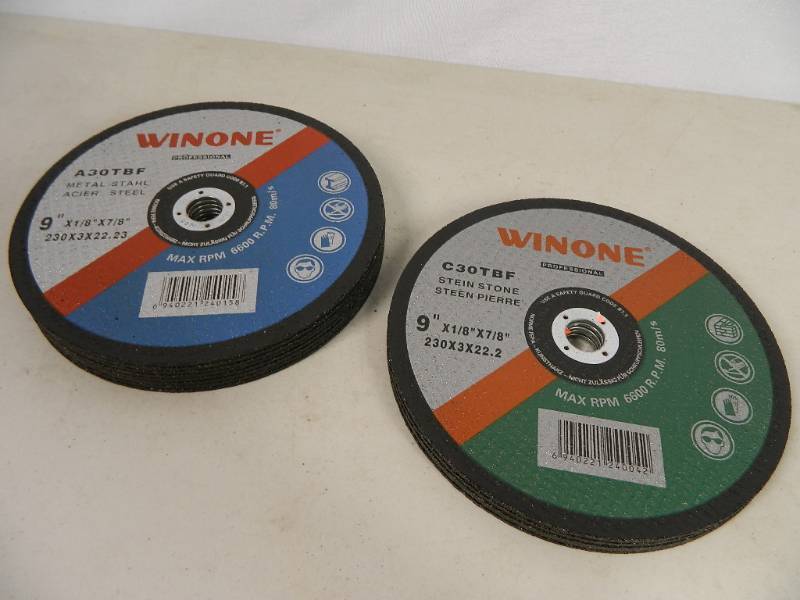 lot 57 image: 13 New 9 inch Metal and Stone Cutting Discs