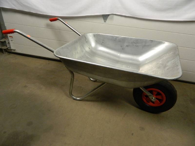 lot 66 image: New Wheelbarrow
