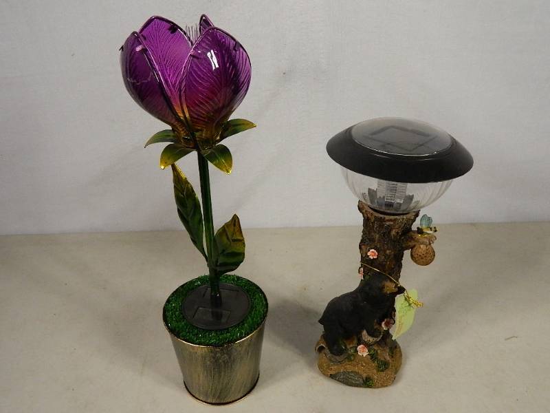 lot 78 image: 2 New Solar Powered Garden Art Items