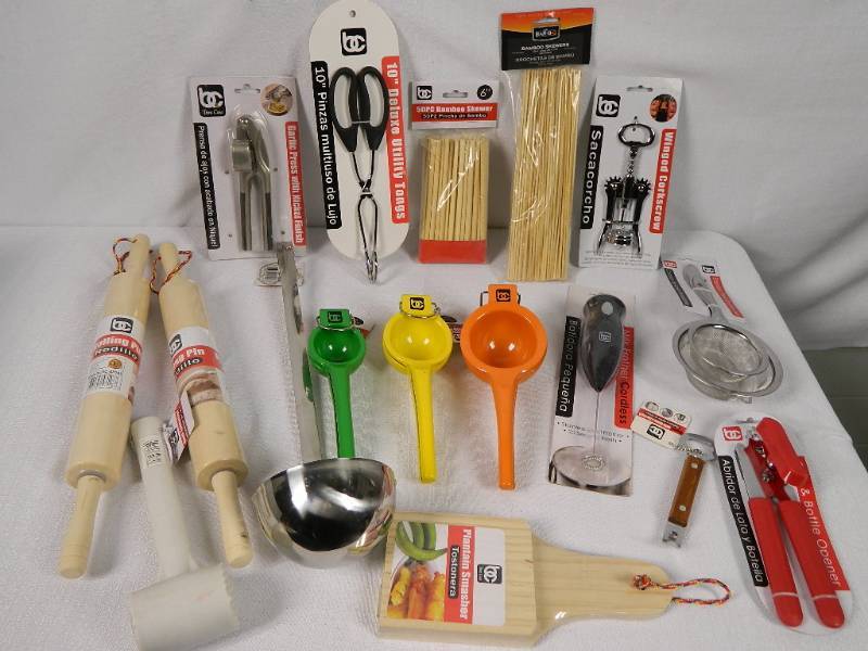 lot 96 image: New Assortment of Kitchen Items