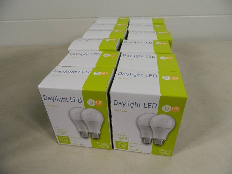 lot 125 image: 24 New GE 100 Watt LED Bulbs