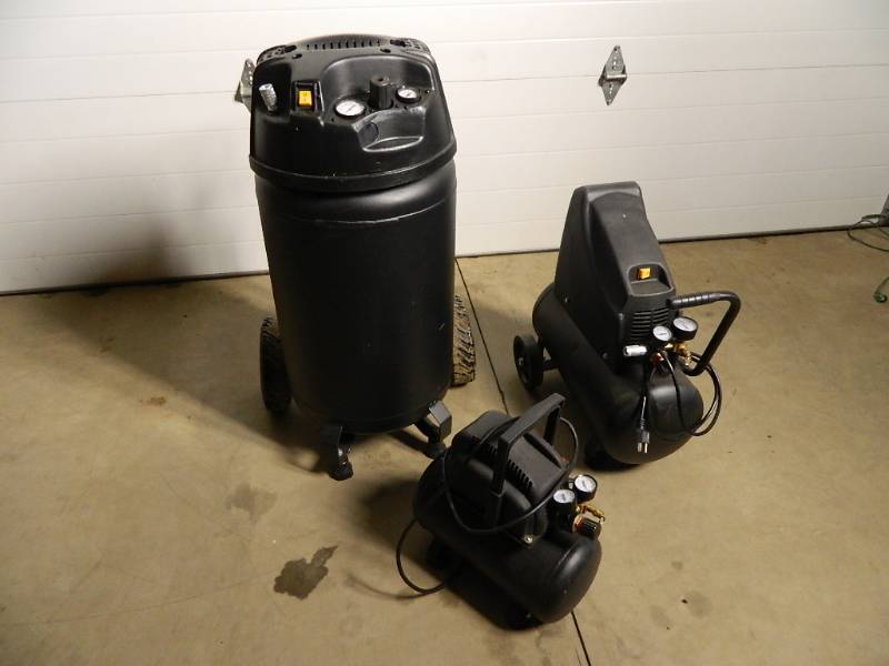 lot 131 image: 3 New Air Compressors Handman Special