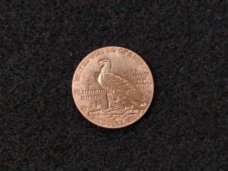 lot 3 image: 1911 Five Dollars Indian Head Gold ...