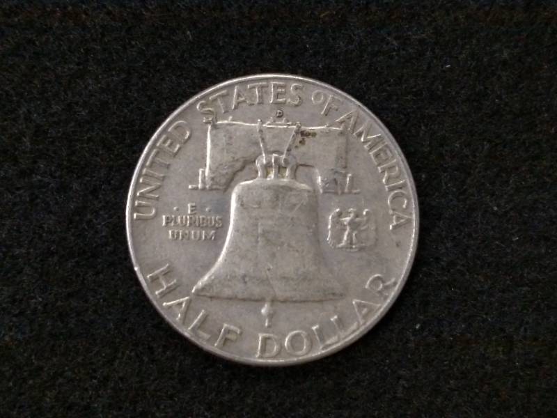 lot 129 image: 1961 D Franklin Silver Half Dollar...