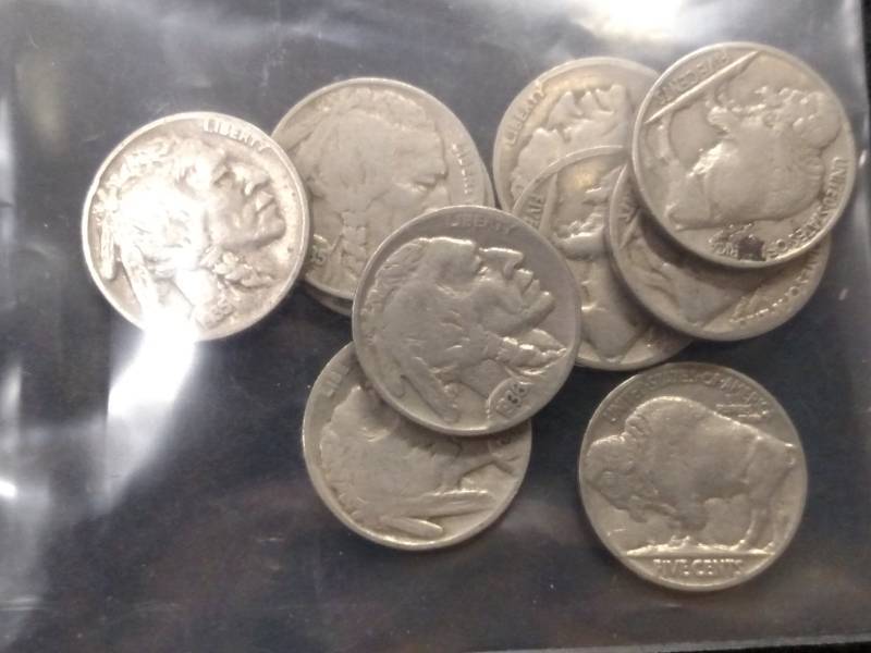 lot 154 image: (10) Buffalo Nickels...