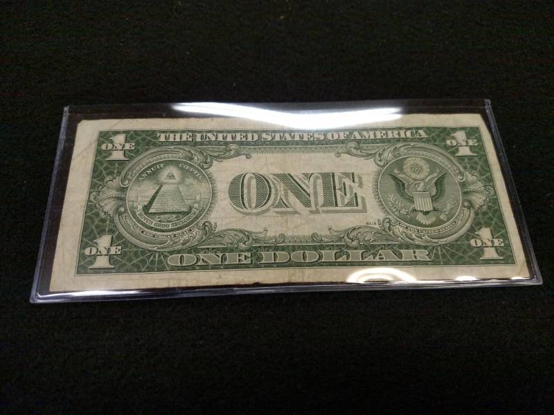 lot 181 image: 1935 E One Dollar Silver Certificat...