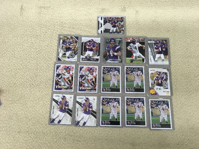 16 Brett Favre Cards