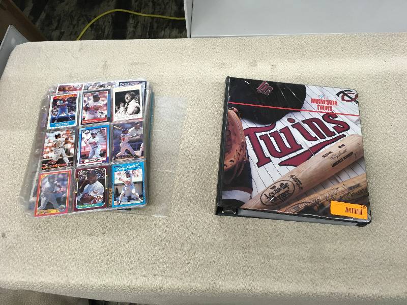 Minnesota Twins Card Albums