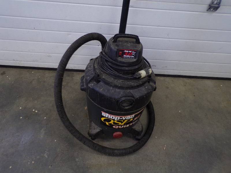 lot 7 image: Shop Vac