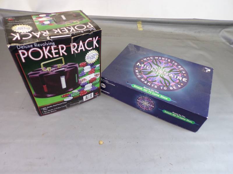 lot 30 image: Unused Poker Set and Game