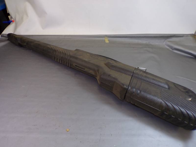 lot 33 image: Plano Gun Case