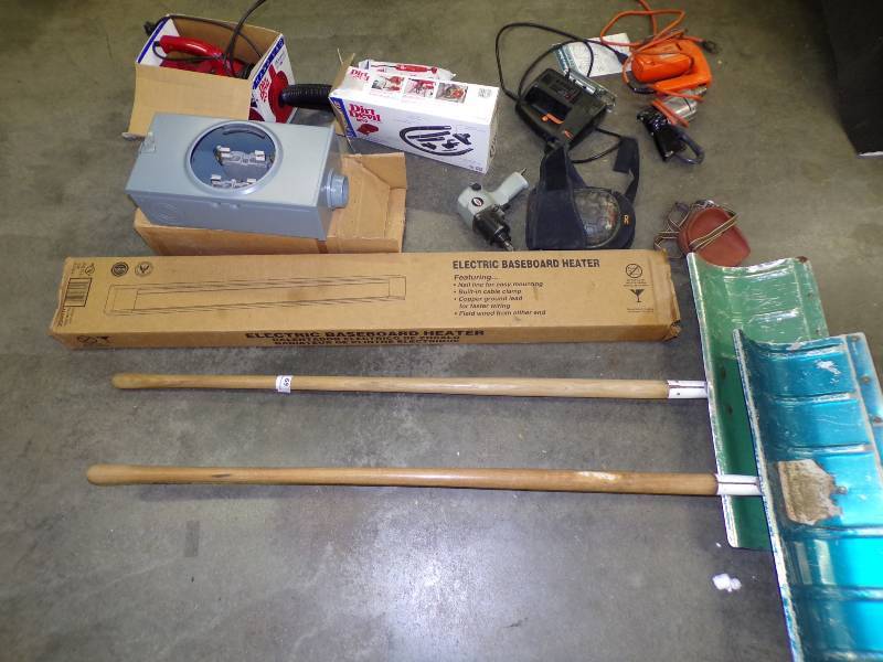 lot 69 image: Large lot with Shovels, 4 Heater, Impact Wrench, Jig Saws, Dirt Devil and more