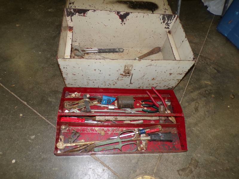 lot 96 image: Large Tool Box and Tools