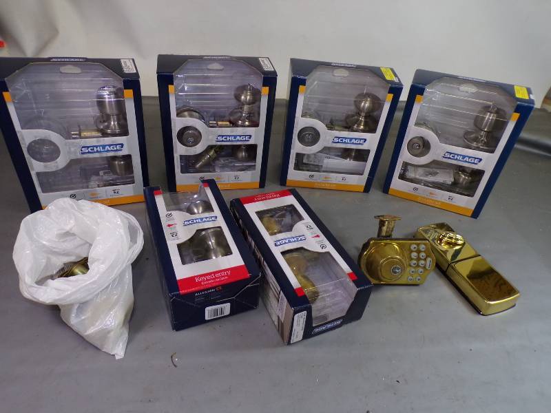 lot 120 image: Door Locks and Deadbolts