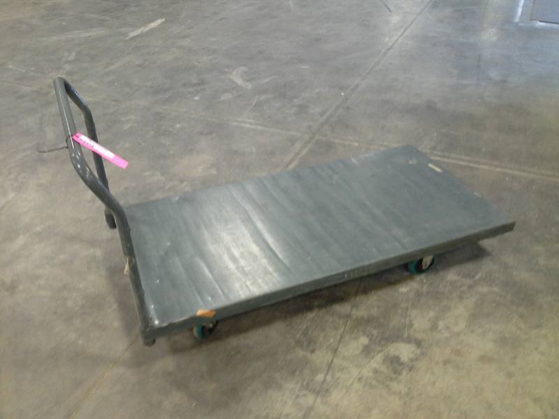lot 112 image: 4-Wheel Flat Cart