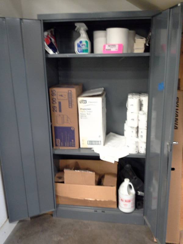 lot 119 image: Metal Storage Cabinet with 2-Doors, 4-Shelves, 409 Disinfectant, Tork Paper Towel Dispenser and Paper Rolls