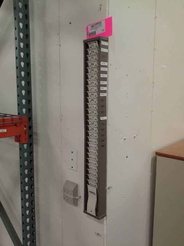 lot 122 image: Stromberg Time Card Wall-Mount Rack
