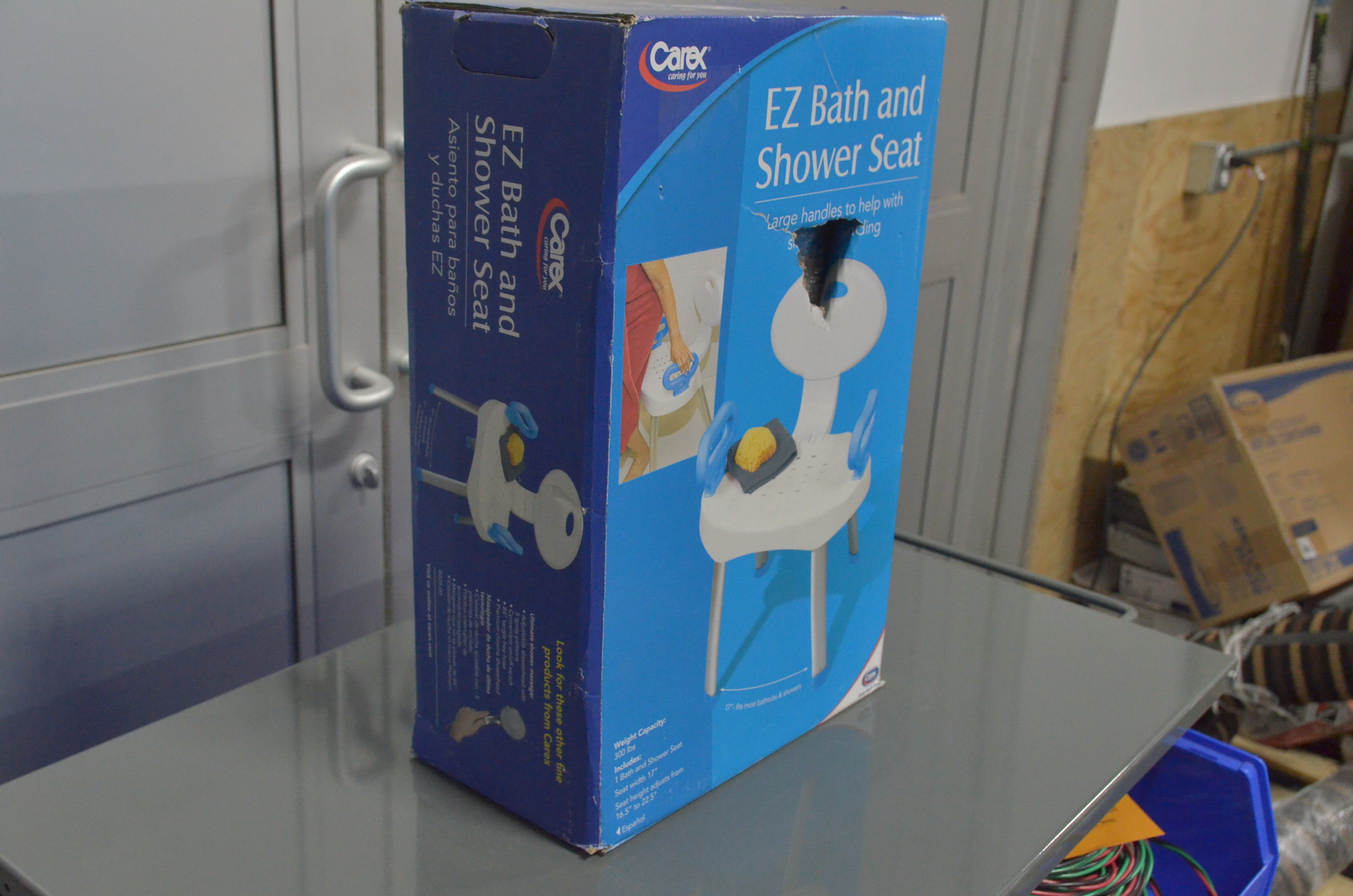 lot 33 image: E-Z Tub and Shower Seat with Handles