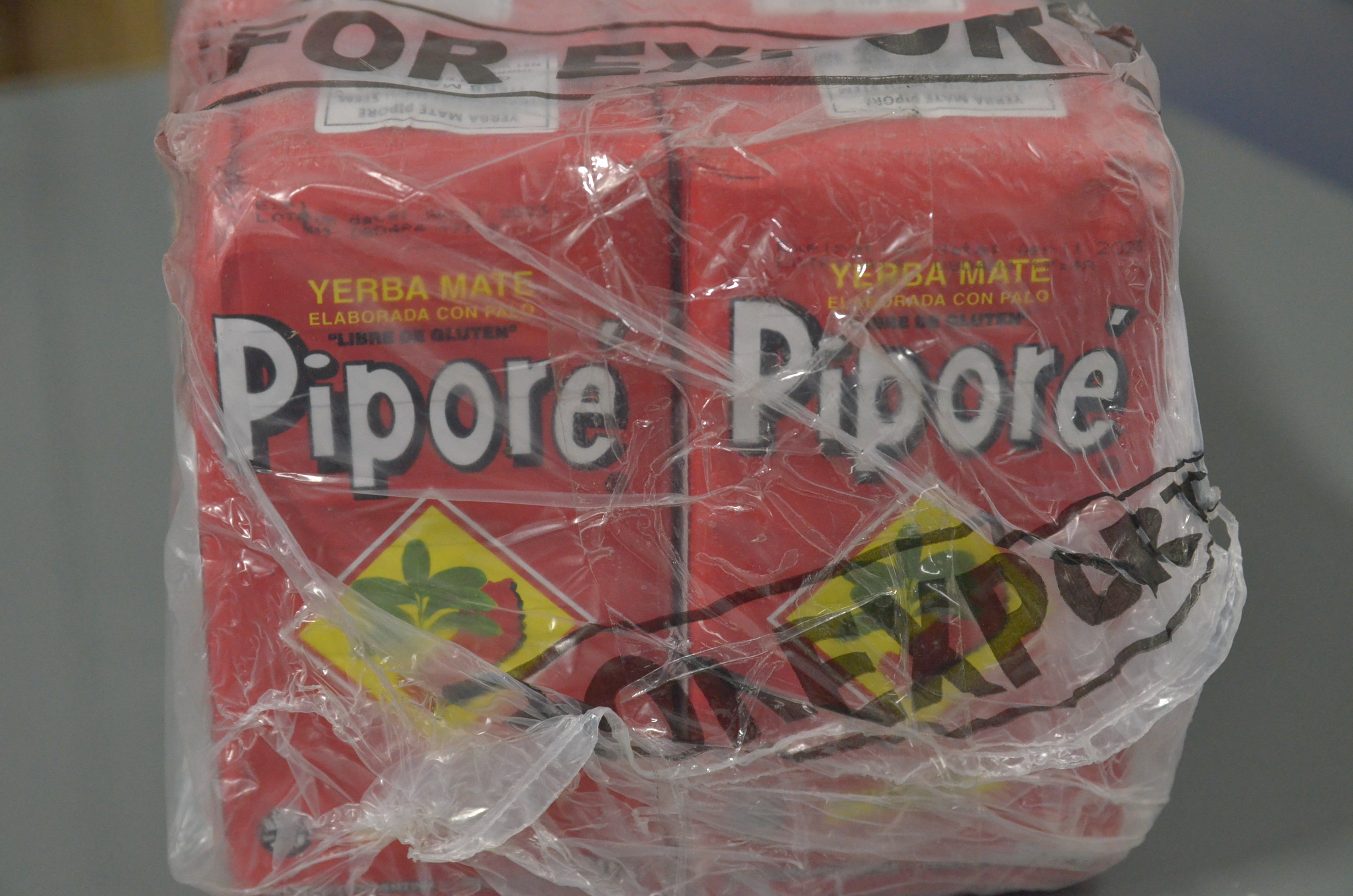 lot 39 image: case of 14 Yerba Mate Pipore